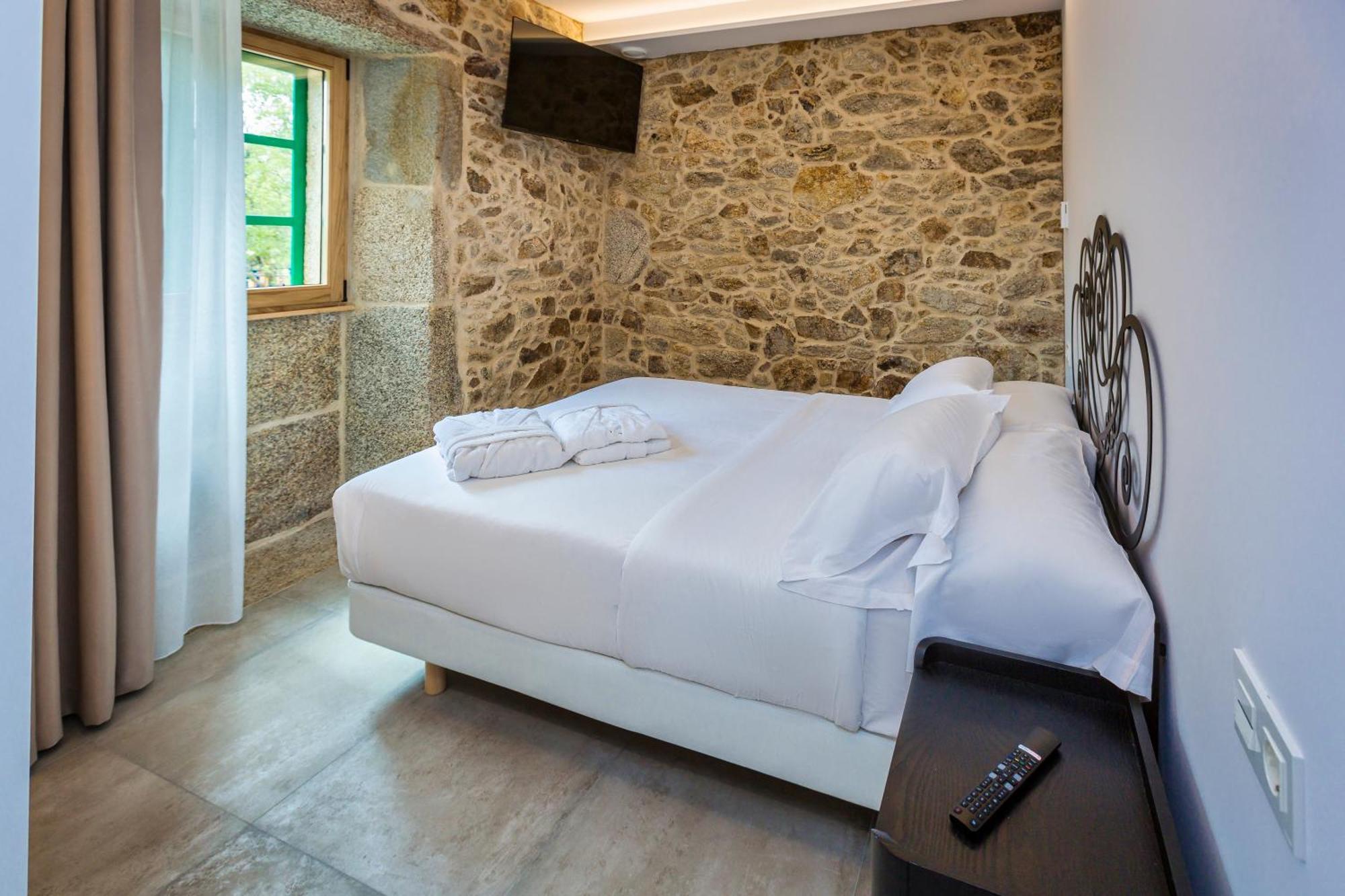 A De Lucia Hotel Quintans Bagian luar foto