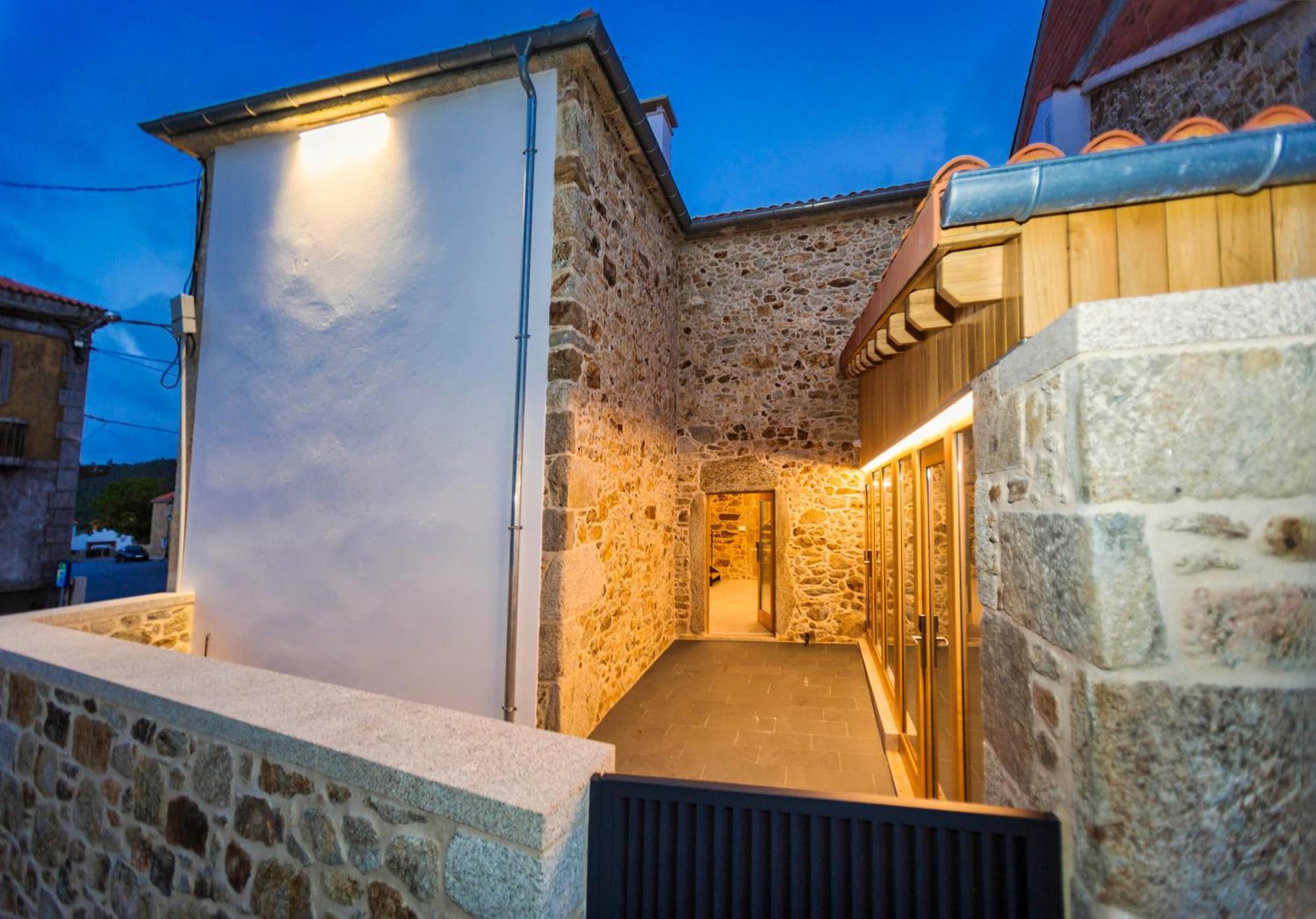 A De Lucia Hotel Quintans Bagian luar foto